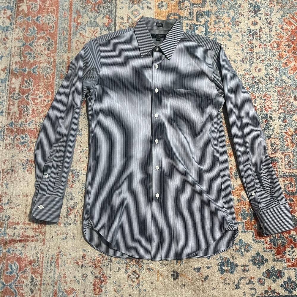 Jcrew Thompson Suitings blue and white checked button-up shirt